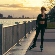 Load image into Gallery viewer, Fit-Tru Cruze 84 Blue Womens Inline Skates