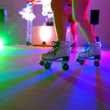 Load image into Gallery viewer, Fit-Tru Cruze Quad Silver Womens Roller Skates